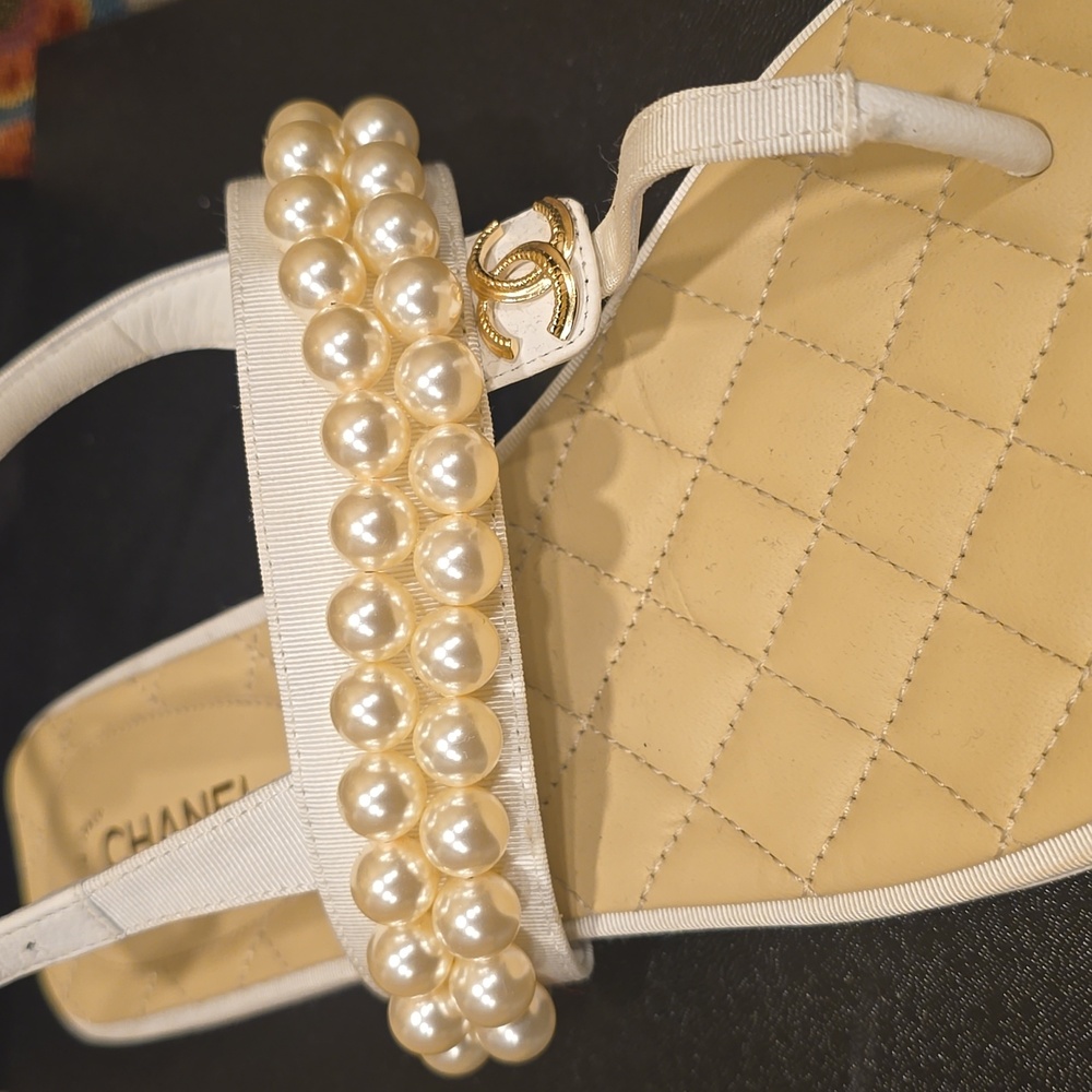 Chanel White and Gold Pearl Sandals - Picture 15 of 16